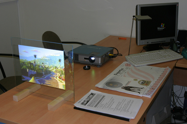 Holographic 3D screen