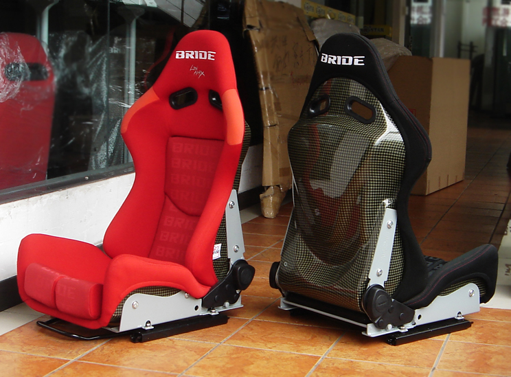 Racing seat (manufacturer and can OEM)