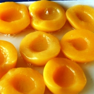 canned yellow peach