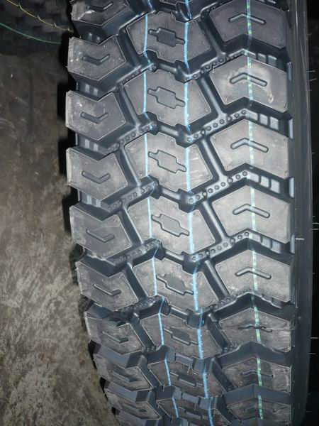 truck tire 1200R24-20 ST959