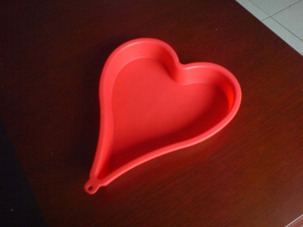 Silicone Heart-shaped Cake Mould