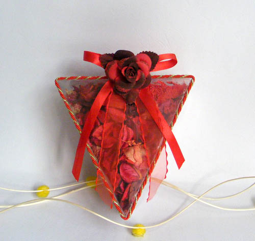 scented dried flower sachet