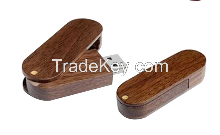 wooden swivel USB flash drive