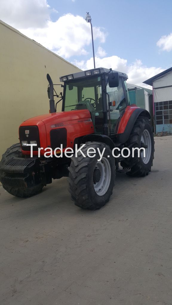 Massey Ferguson 8220 tractor