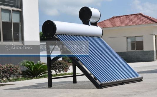 Integrative coiler pressurized solar water heater