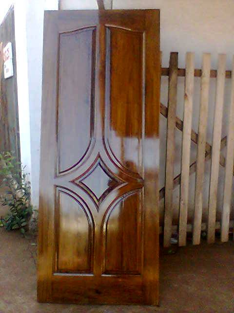 SELL LACQUER FOR WOOD, FLOOR, METAL, FURNITURE.