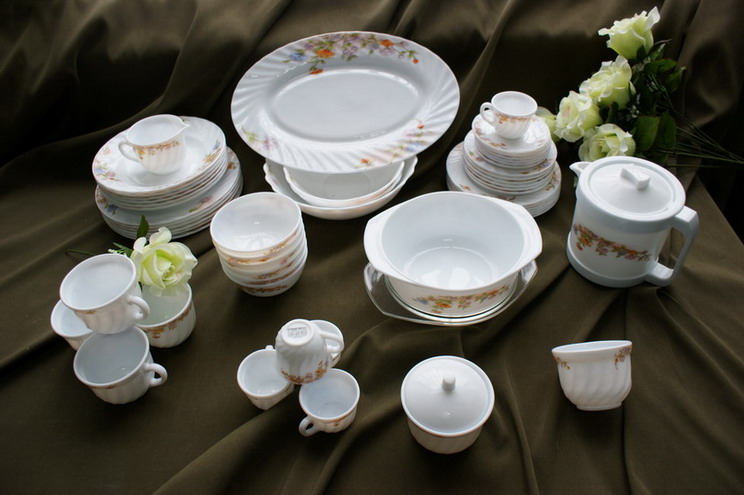 Glass Dinnerware