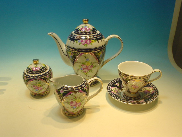 17 Pcs Luxury Tea Set