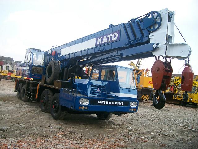 Secondhand  KATO hoister