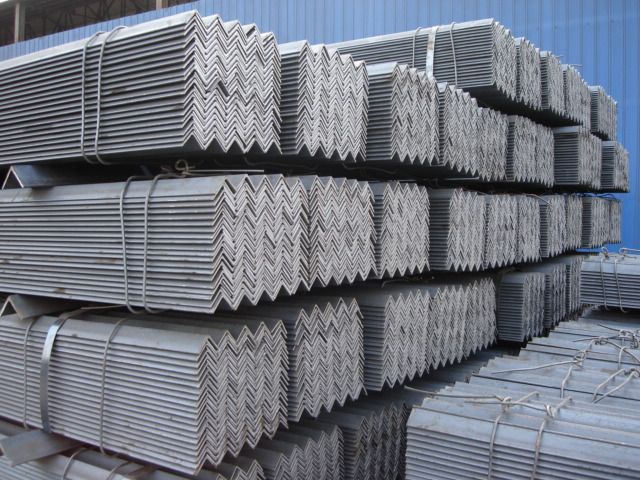 Steel angle for Sale