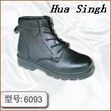 Safety shoes and boots