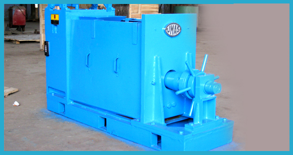 UMAS Wolf MK 1 oil expeller