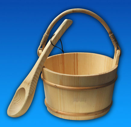 Sauna bucket and scoop
