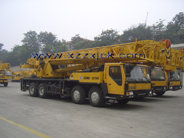 XCMG truck crane