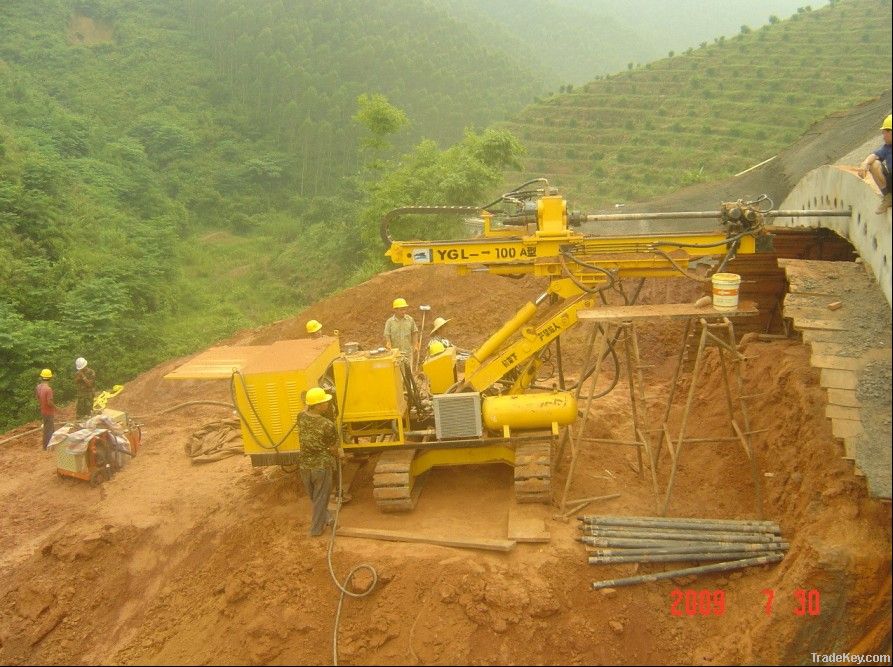 YGL-100A full hydraulic pipe shed crawler drilling rig