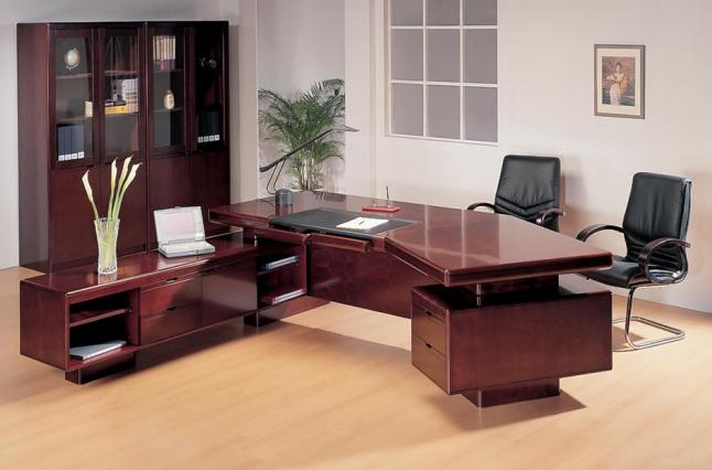 Executive desk 1