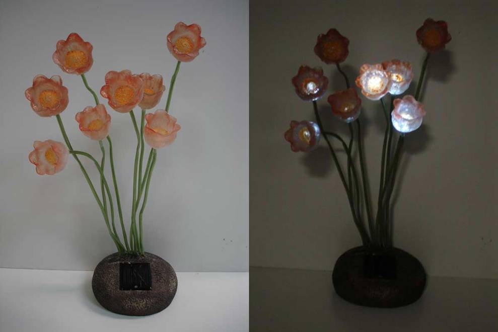 Solar Tulips With Flashing LED