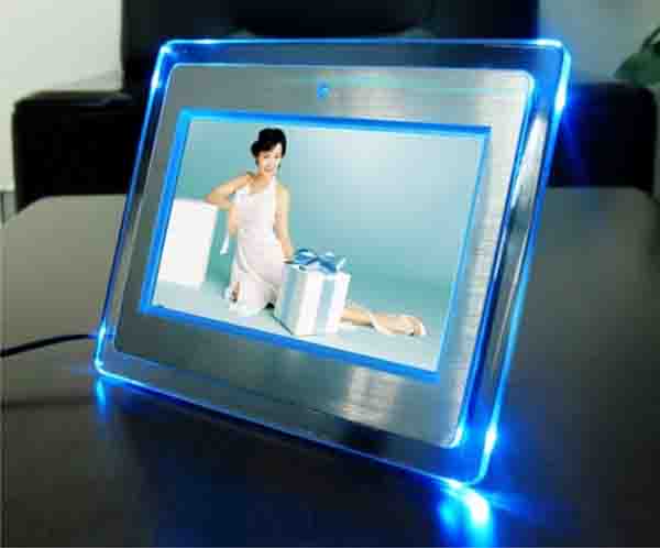7inch digital photo frame with blue lighting
