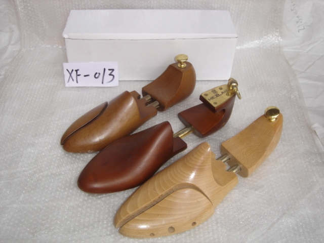 wooden shoe stretcher