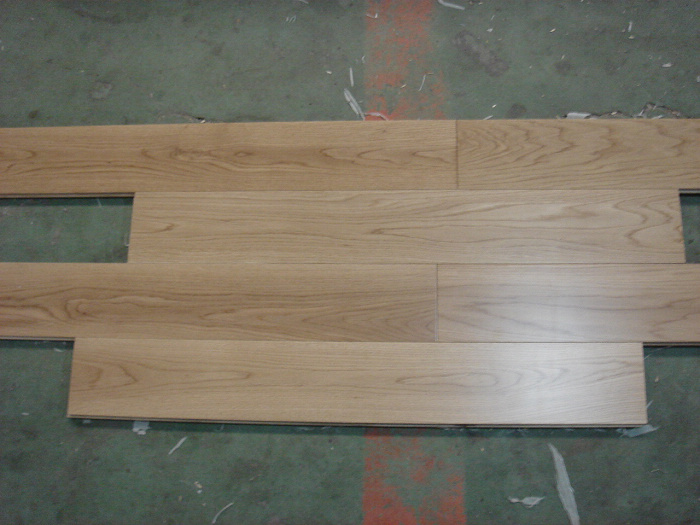 solid  oak  flooring