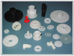 Precision plastic injection components