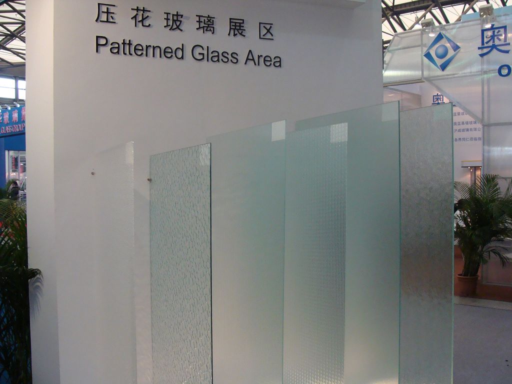 QJJ patterned glass