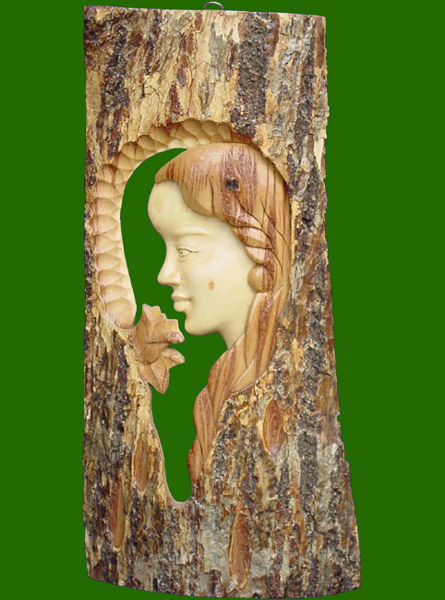 Natural woodcarving