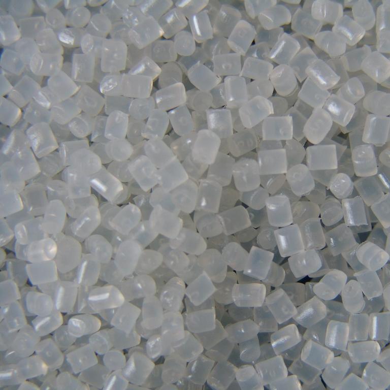 LDPE BLOW FILM MOULDING PELLETS COLOURLESS TRANSPARENT