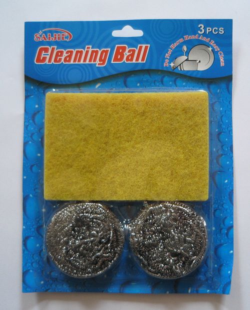 Metal scourer with sponge