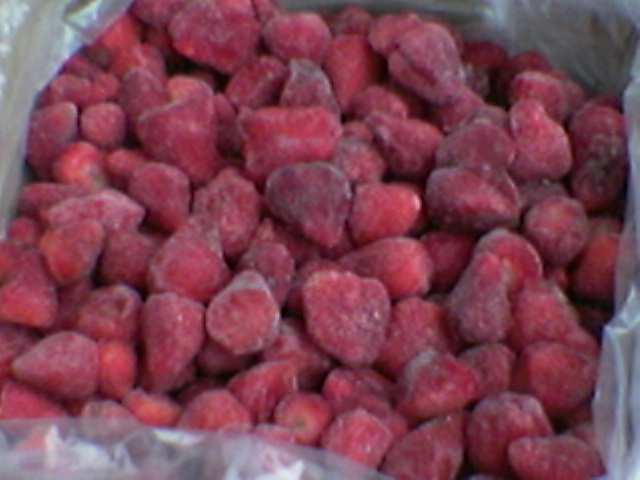 IQF frozen strawberry