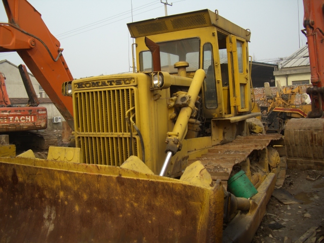 Used bull dozer komatsu D85-18