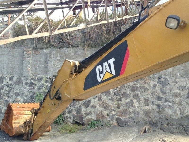 323D ccaterppilar excavator for sale in dubai used