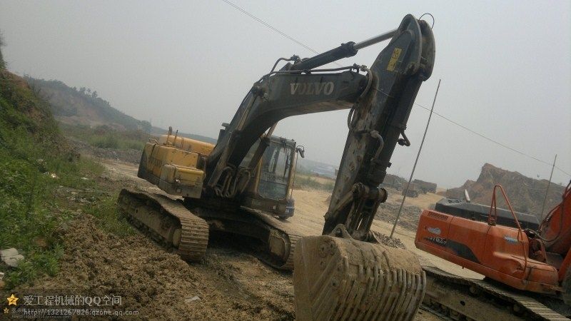 used komatsu exavator pc360-7  Benin	Gambia	Reunion Botswana	Ghana	Rwanda