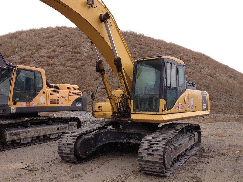 used komatsu exavator pc360-7  Benin	Gambia	Reunion Botswana	Ghana	Rwanda