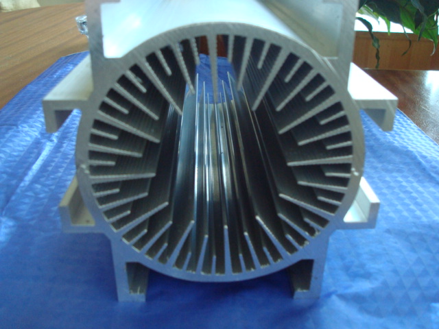 Aluminum raditor