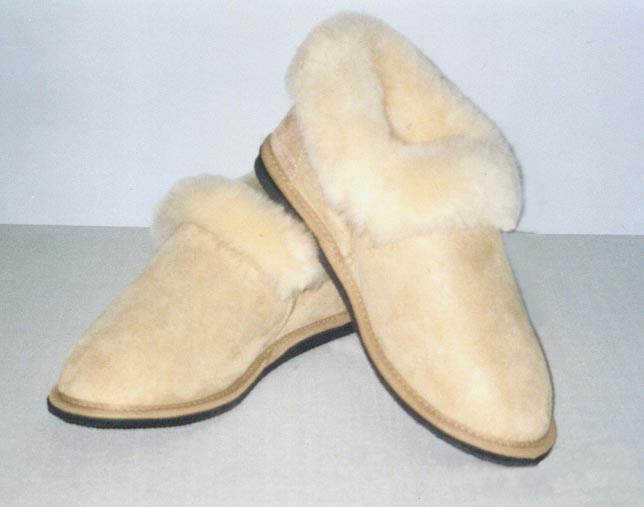 Kitty Sheepskin sliper