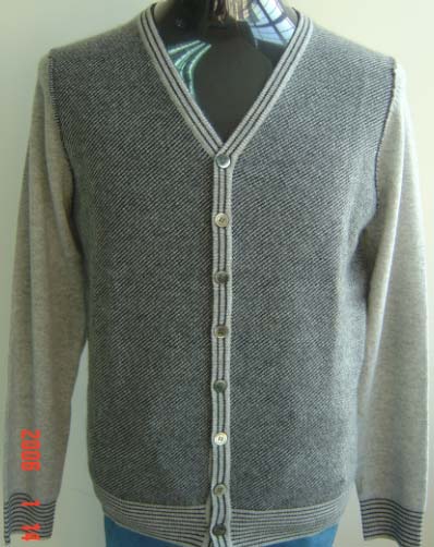 men's knitted v neck long sleeve cardigan