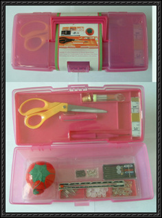 Travel sewing kit