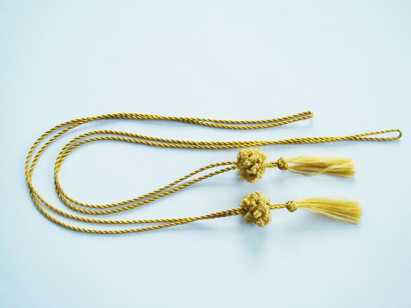 tassel used in gift packaging