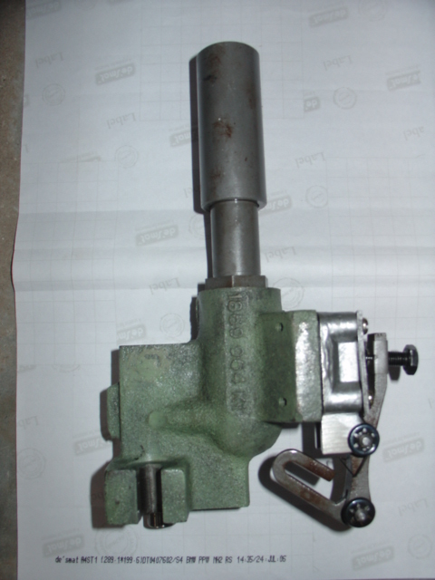 Hydraulic control  valve for MF tractor