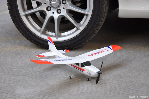 RC MODEL PLANE