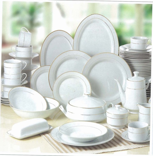 porcelain dinner set