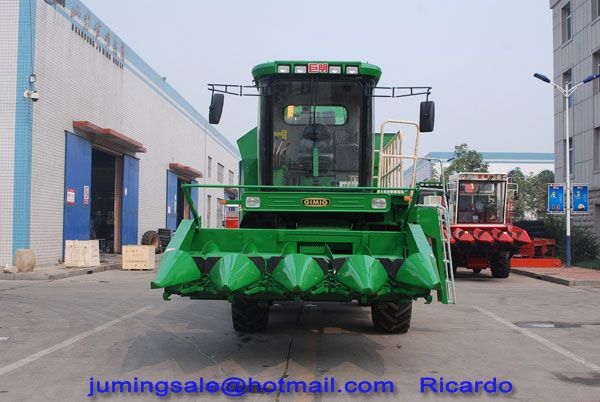 4 Rows Maize Combine Harvester