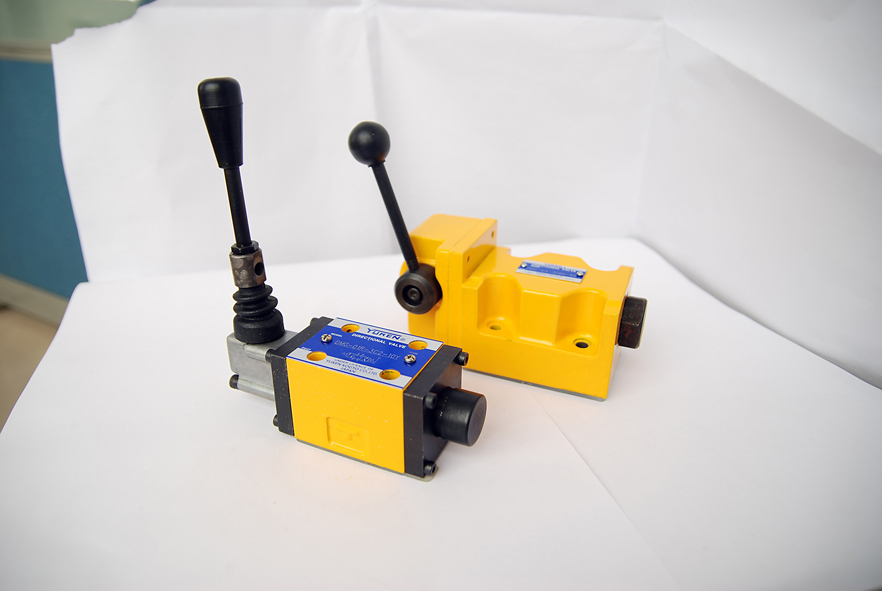 Manually Operated Directional Valves