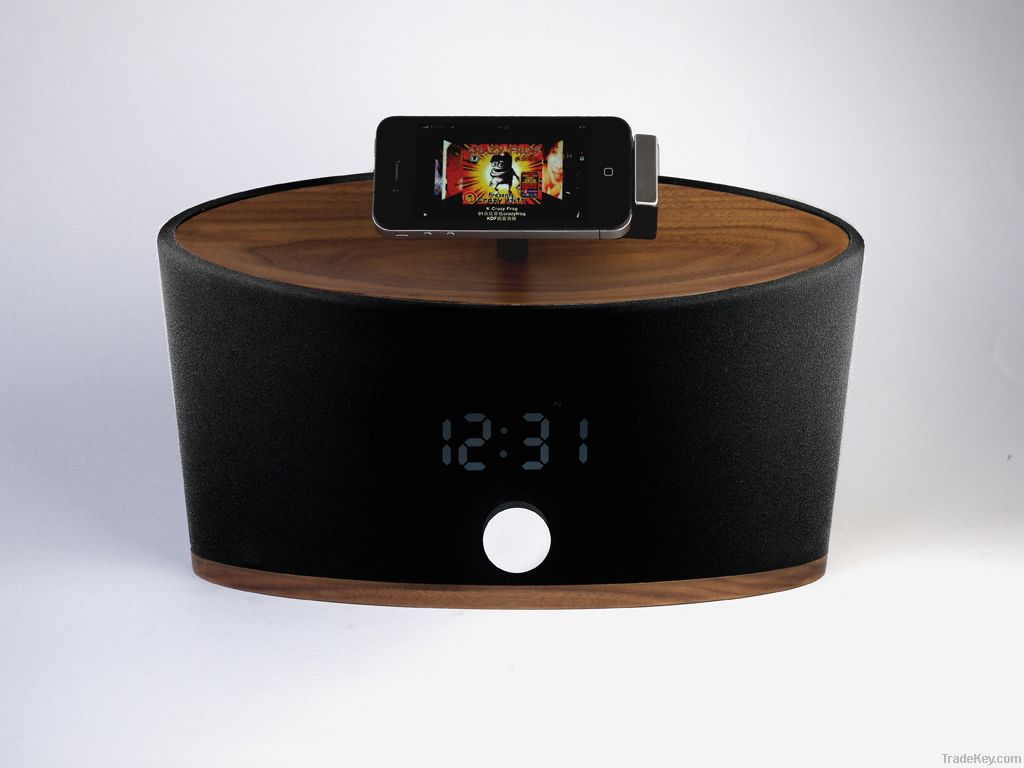 New Wooden Docking Station Speaker System for iPhone