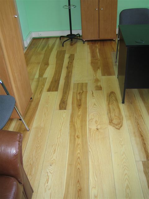 Solid wood flooring