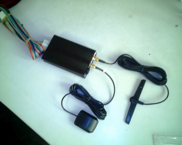GPS-GSM/GPRS car alarm and tracking