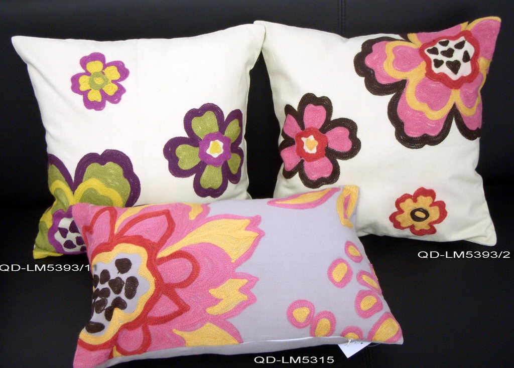 Embroidered and creweled cushion cover, cushion
