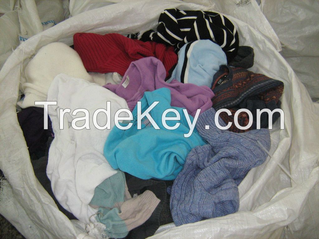 Used Clothes Branded 