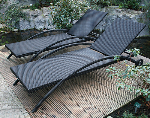 Wicker Lounge Chair